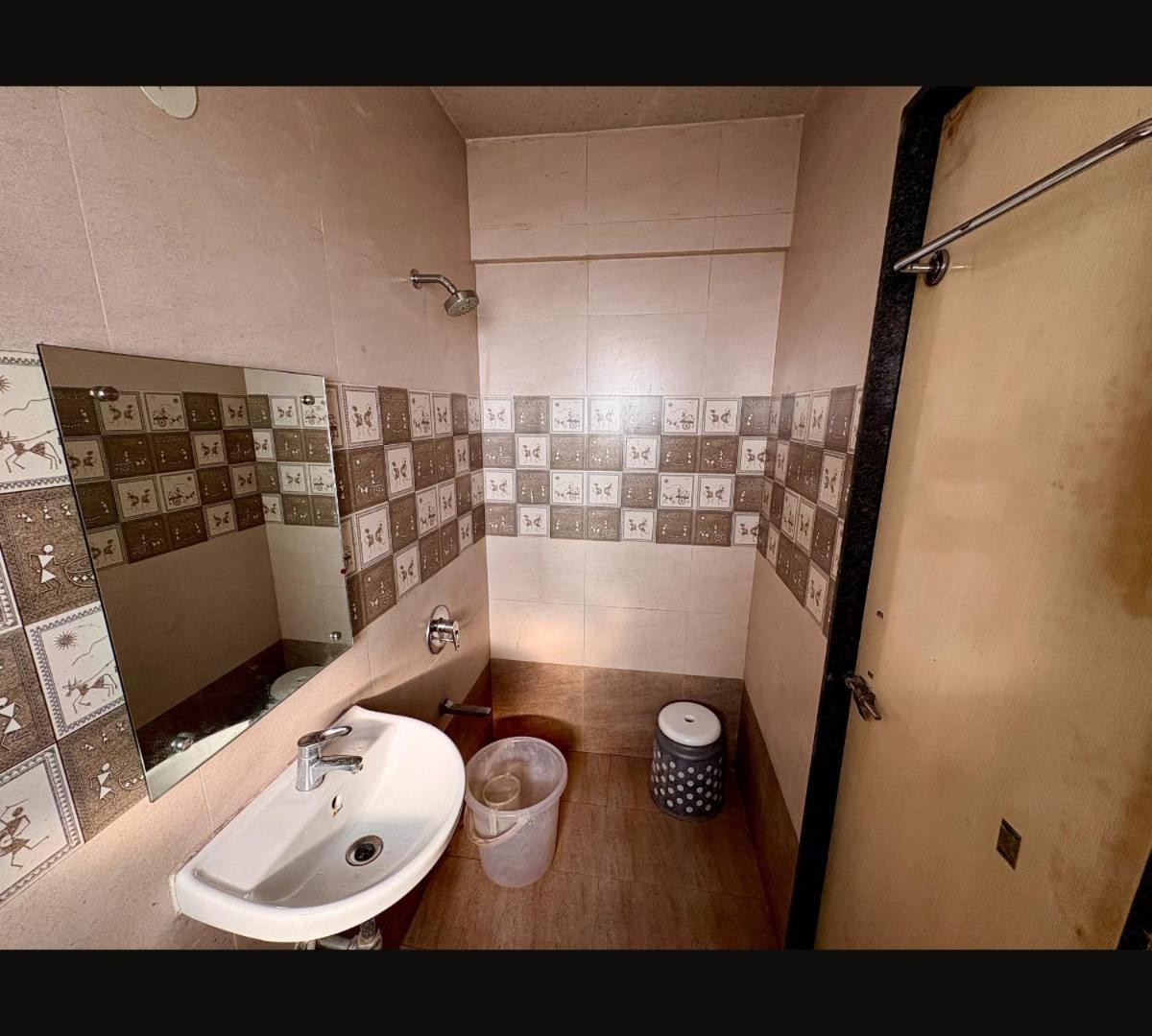 Leisurely Abode Service Apartments And Homestay Pune Exterior photo